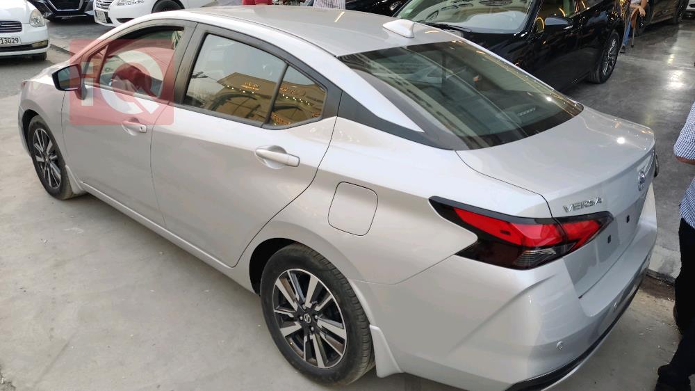 Nissan Versa